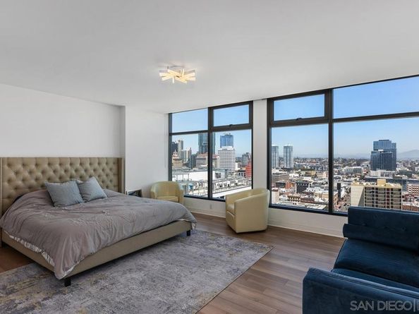 645 Front St 2004, San Diego CA 92101