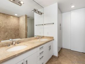 645 Front St 2004, San Diego CA 92101