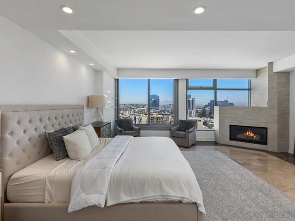645 Front St 2004, San Diego CA 92101