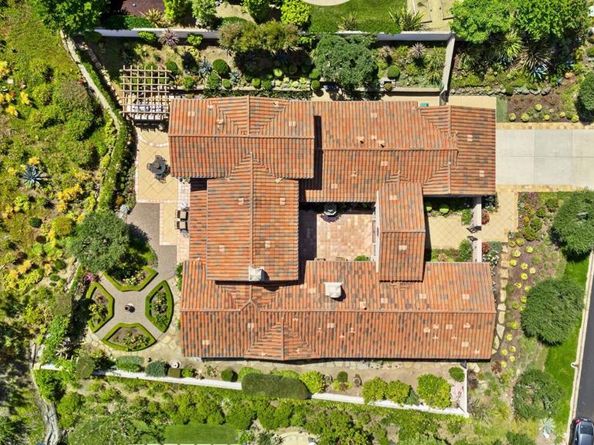 17075 San Antonio Rose Ct, San Diego CA 92127