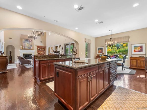 17075 San Antonio Rose Ct, San Diego CA 92127