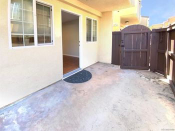 5252 Balboa Arms Dr