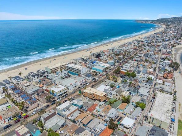 814 16 Pismo Ct., San Diego CA 92109