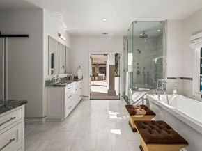 1009 Solymar Drive, La Jolla CA 92037