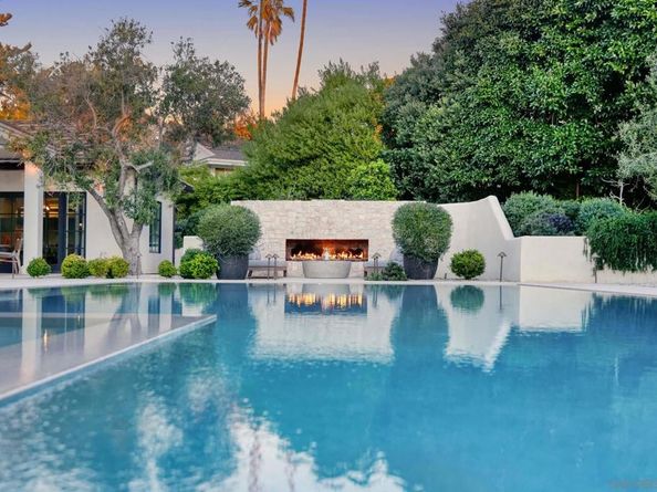 1009 Solymar Drive, La Jolla CA 92037