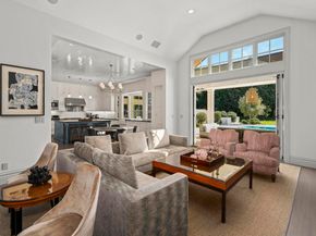 1009 Solymar Drive, La Jolla CA 92037