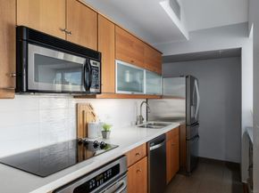 350 W Ash St 1207, San Diego CA 92101