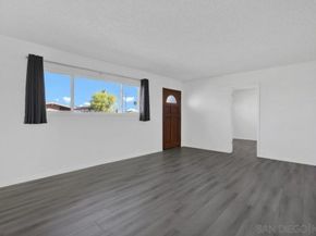 5181 Appleton St, San Diego CA 92117