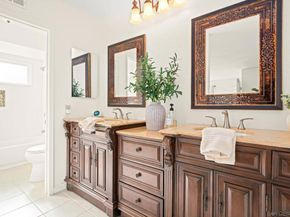 14105 Durhullen Dr, Poway CA 92064