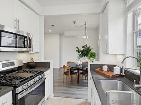 3606 Bernwood Pl 9, San Diego CA 92130