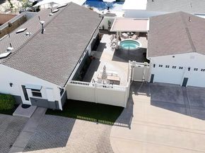 1011 Knowles Ave., Carlsbad CA 92008