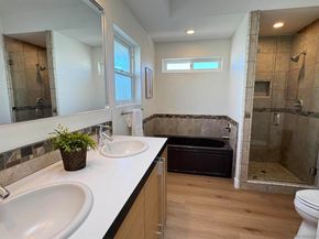 1011 Knowles Ave., Carlsbad CA 92008