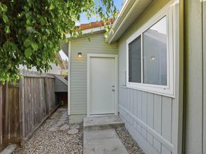 14955 Avenida Venusto 26, San Diego CA 92128