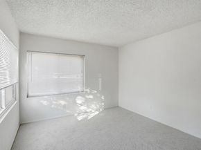 14955 Avenida Venusto 26, San Diego CA 92128