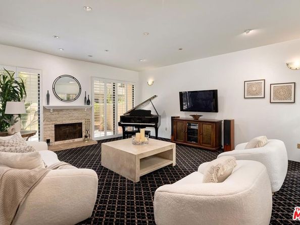 2435 Century, Los Angeles CA 90067