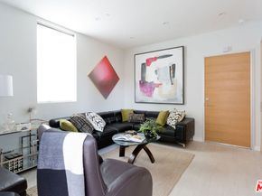 708 Hampton Drive, Venice CA 90291