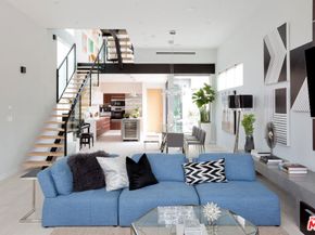 708 Hampton Drive, Venice CA 90291