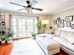 2215 Oak Street 202, Santa Monica CA 90405