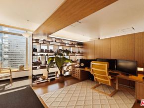 1155 S Grand Avenue 2107, Los Angeles CA 90015