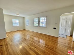 854 Rose Avenue, Venice CA 90291
