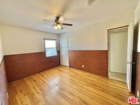 854 Rose Avenue, Venice CA 90291