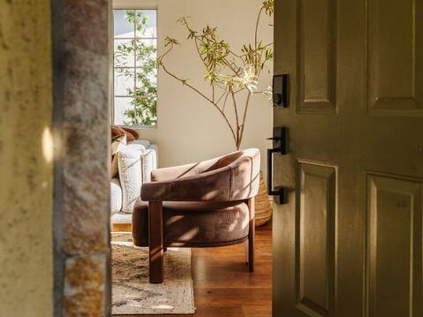 5129 Chester Street, Los Angeles CA 90032