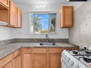 1412 S Victoria Avenue, Los Angeles CA 90019