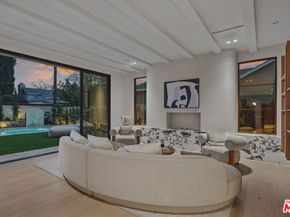 14000 Otsego Street, Sherman Oaks CA 91423