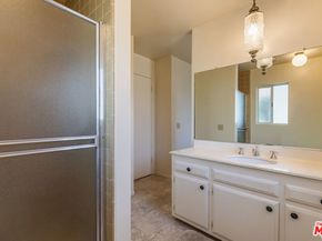 201 23rd Street, Santa Monica CA 90402