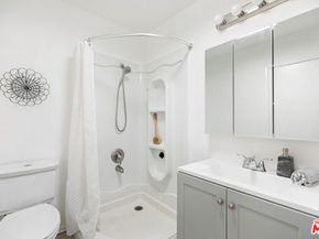 11465 Cumpston Street, North Hollywood CA 91601