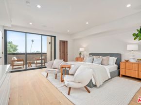 11651 Missouri Avenue, Los Angeles CA 90025