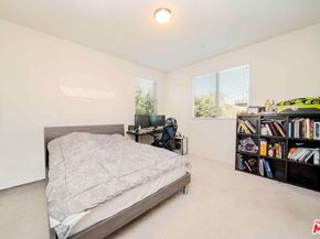 9849 Dreams Lane, San Fernando CA 91345