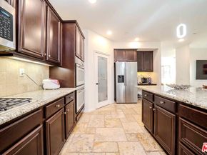 9849 Dreams Lane, San Fernando CA 91345