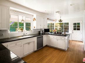 1521 San Remo Drive, Pacific Palisades CA 90272