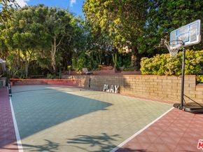 5603 Heatherdale Drive, Los Angeles CA 90043