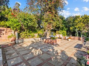 5603 Heatherdale Drive, Los Angeles CA 90043