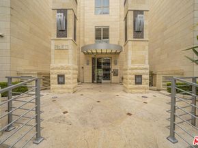 1318 Roxbury Drive 219, Los Angeles CA 90035