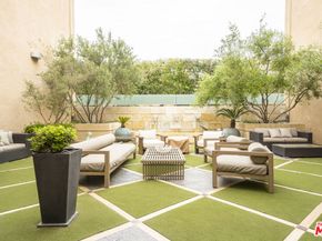 1318 Roxbury Drive 219, Los Angeles CA 90035