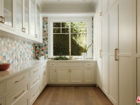 13167 Boca De Canon Lane, Los Angeles CA 90049