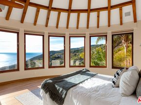 4240 Avenida De La Encinal, Malibu CA 90265
