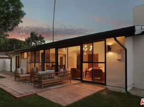 20330 Bryant Street, Winnetka CA 91306