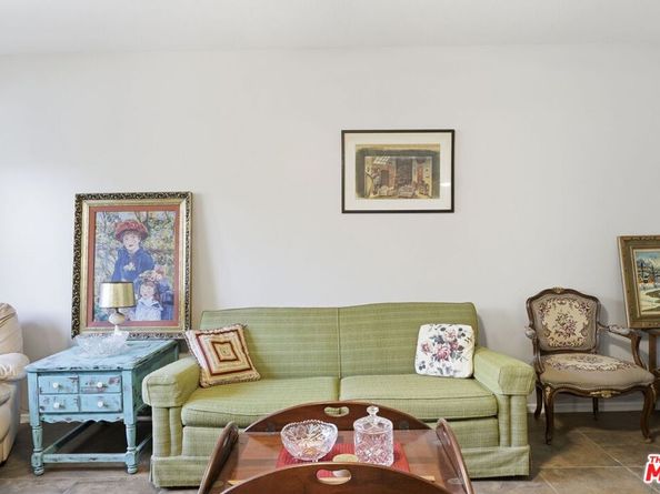 11813 Runnymede Street 30, North Hollywood CA 91602