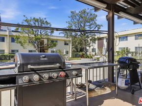 11813 Runnymede Street 30, North Hollywood CA 91602