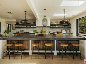 27860 Winding Way, Malibu CA 90265