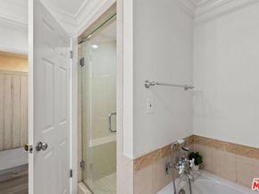 23924 De Ville Way D, Malibu CA 90265