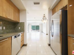 702 S Serrano Avenue 504, Los Angeles CA 90005