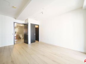 702 S Serrano Avenue 504, Los Angeles CA 90005