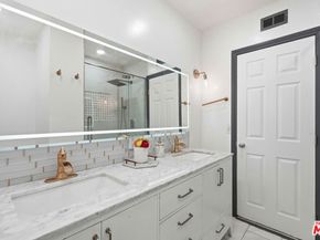 18720 Chase Street, Northridge CA 91324