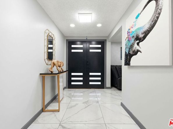 18720 Chase Street, Northridge CA 91324