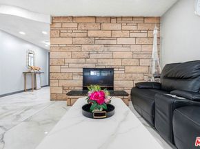 18720 Chase Street, Northridge CA 91324